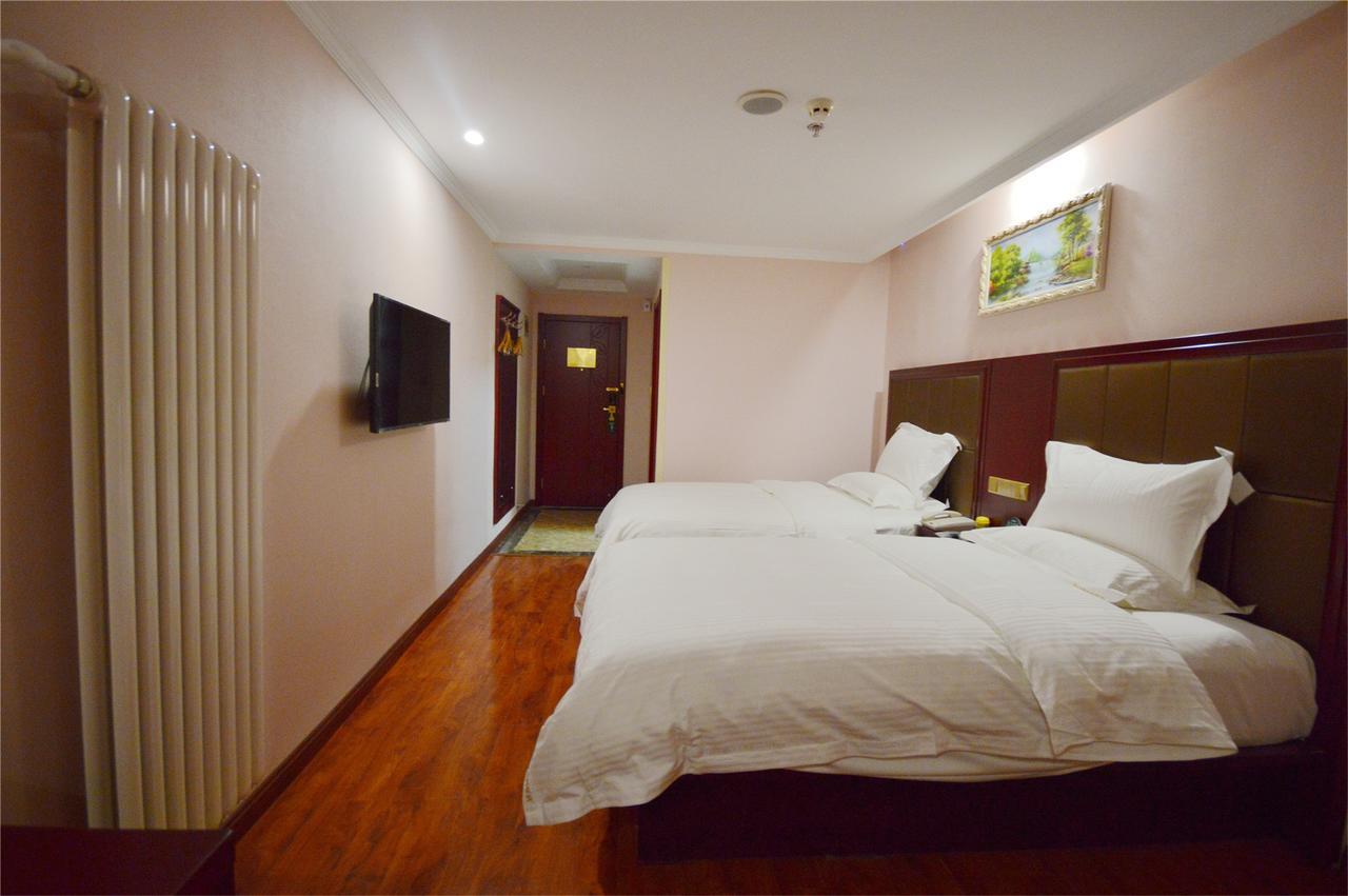 Greentree Inn Liaoning Dalian Development Zone Jinma Road Pedestrian Street Express Hotel Exterior photo
